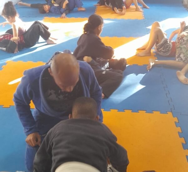 PROJETO OFICINA RAÇA E JIU-JITSU